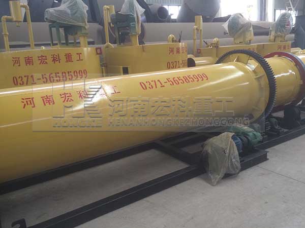 牛糞烘干機(jī)解決養(yǎng)?？焖侔l(fā)展糞便污染一大難題